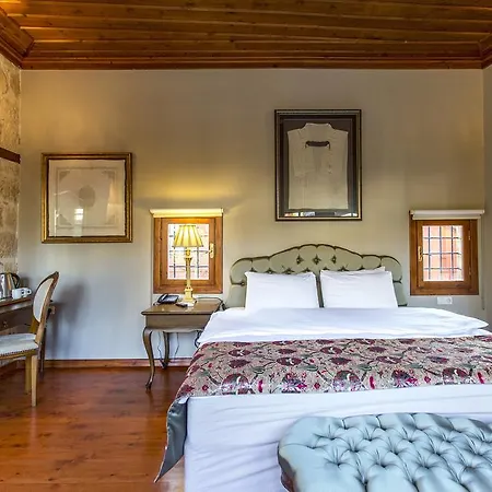 Candle Suites Otel 4*