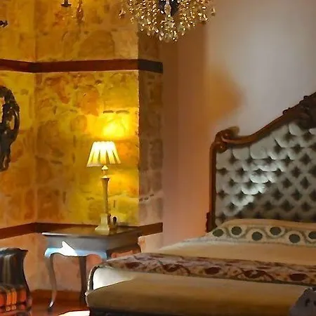 Candle Suites Otel